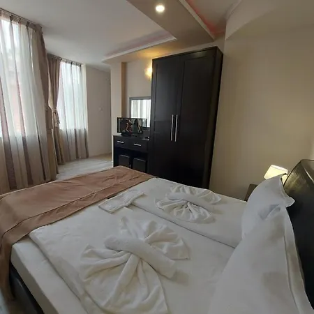 Elegant Complex 3* Pazardzsik