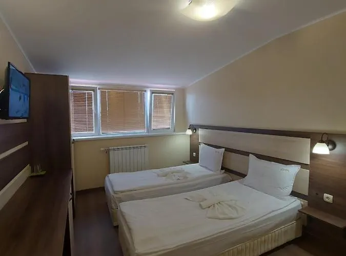 Hotel Elegant Complex