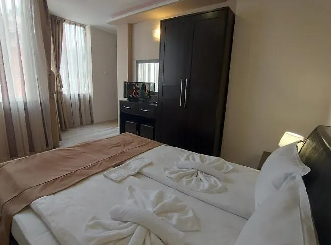 Elegant Complex 3* Pazardsjik